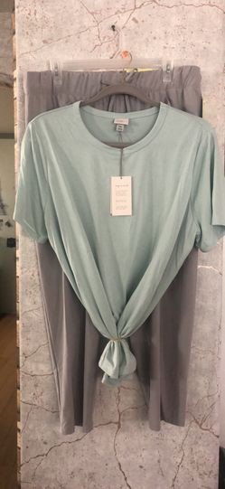 Set of XXL Shirt and L Taper pants