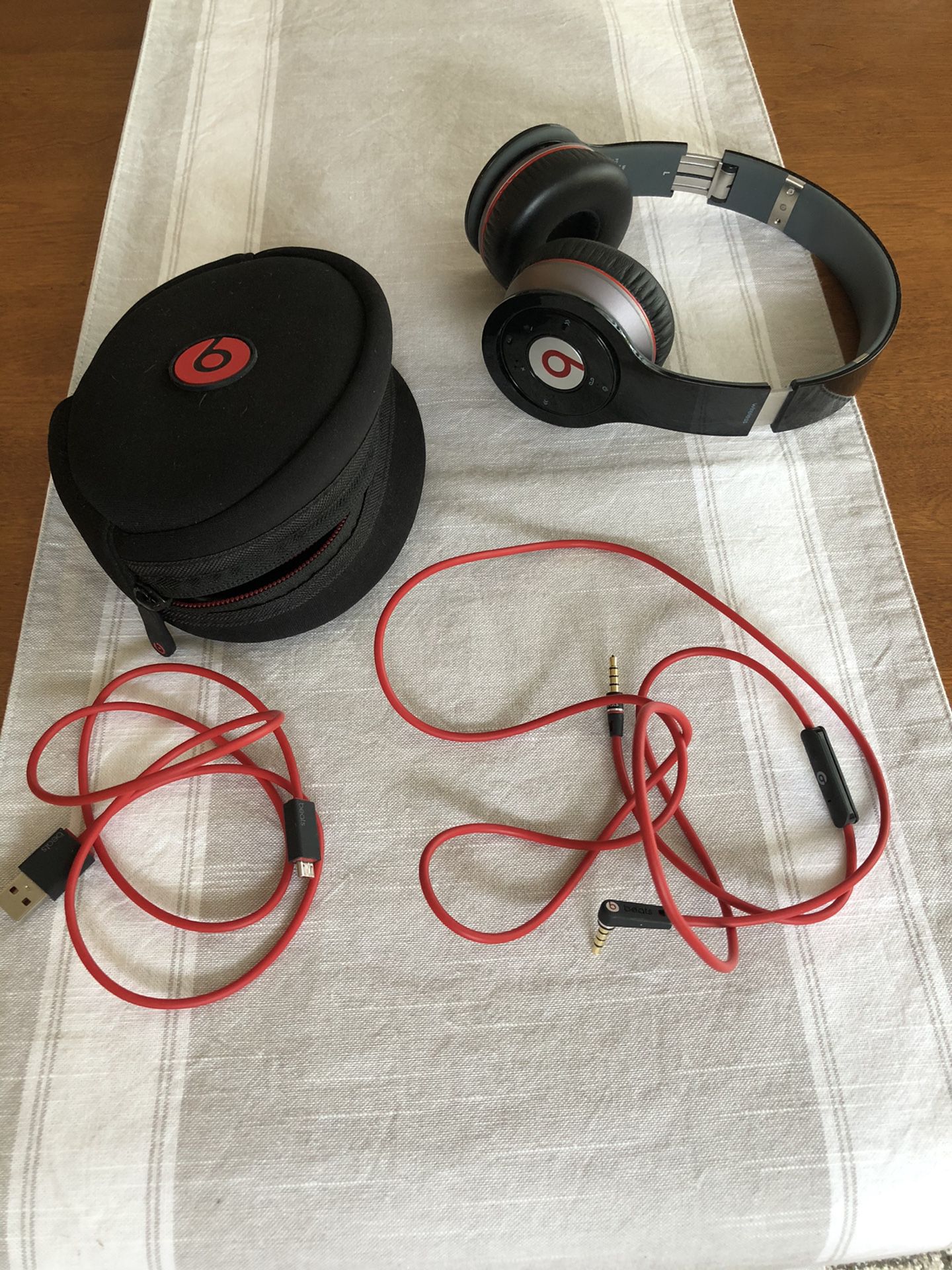 Beats On the Ear WIRELESS Headphones - $30