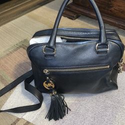 Black Michael Kors Crossbody Bag