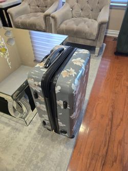Carry on suitcase