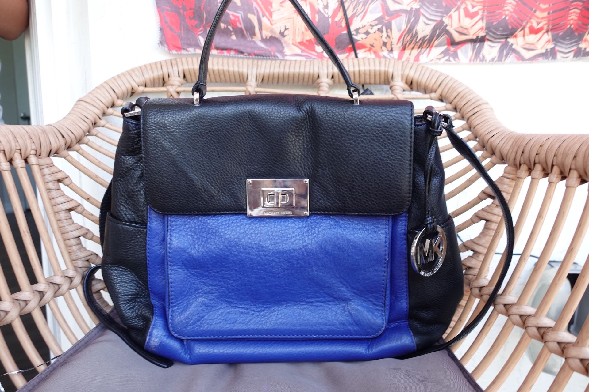 Michael Kors Leather Tote Bag – Black & Blue