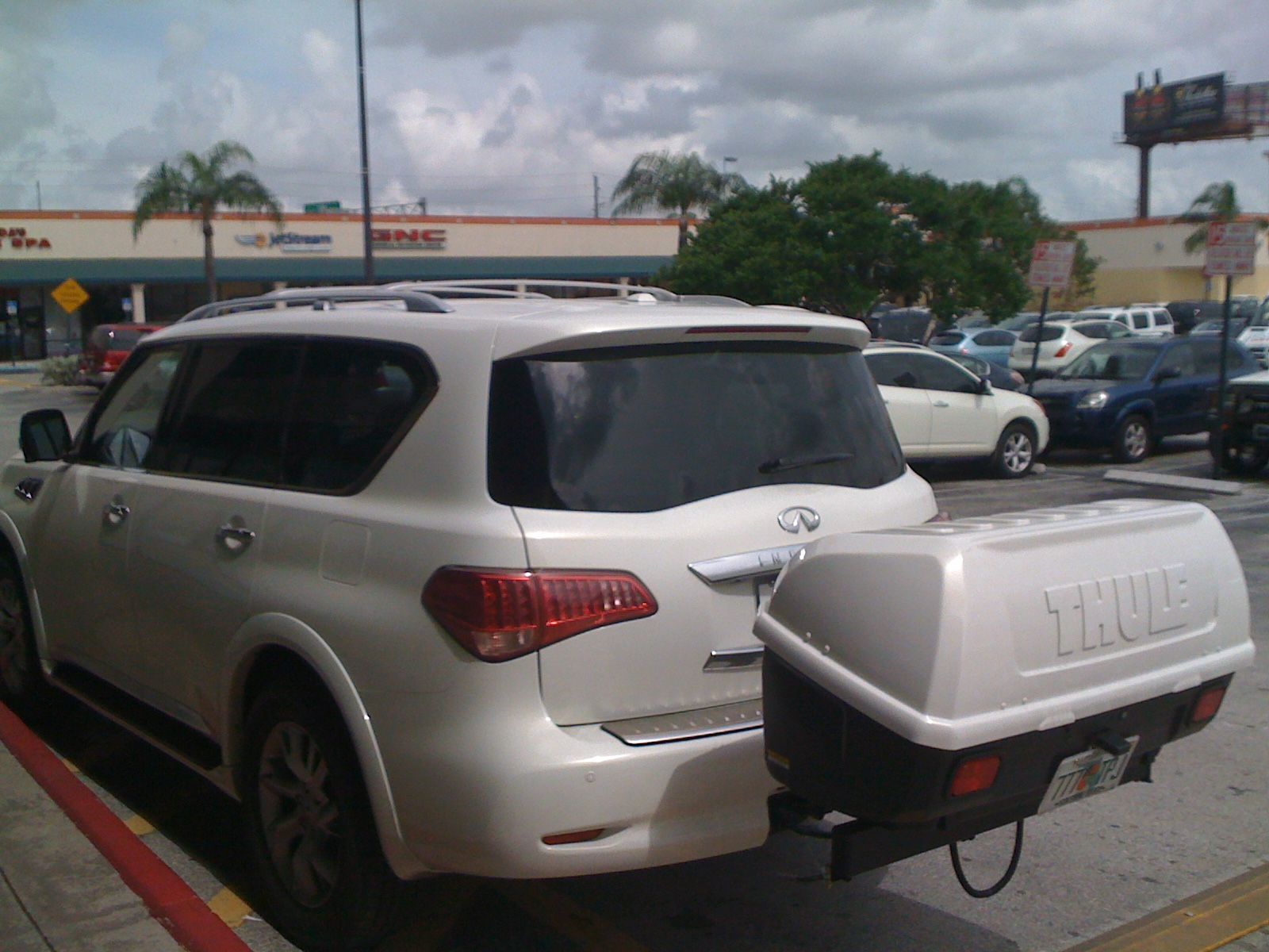 Thule Transporter Combi Hitch-Mount Cargo Box
