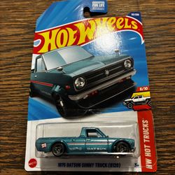 Hot Wheels HW Hot Trucks Series Teal 1975 Datsun Sunny Truck