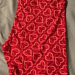 Lularoe Valentines Tights-size Tall & Curvy