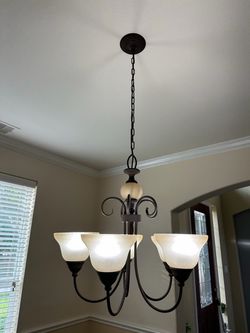 Light Fixture (77044 Humble) No delivery