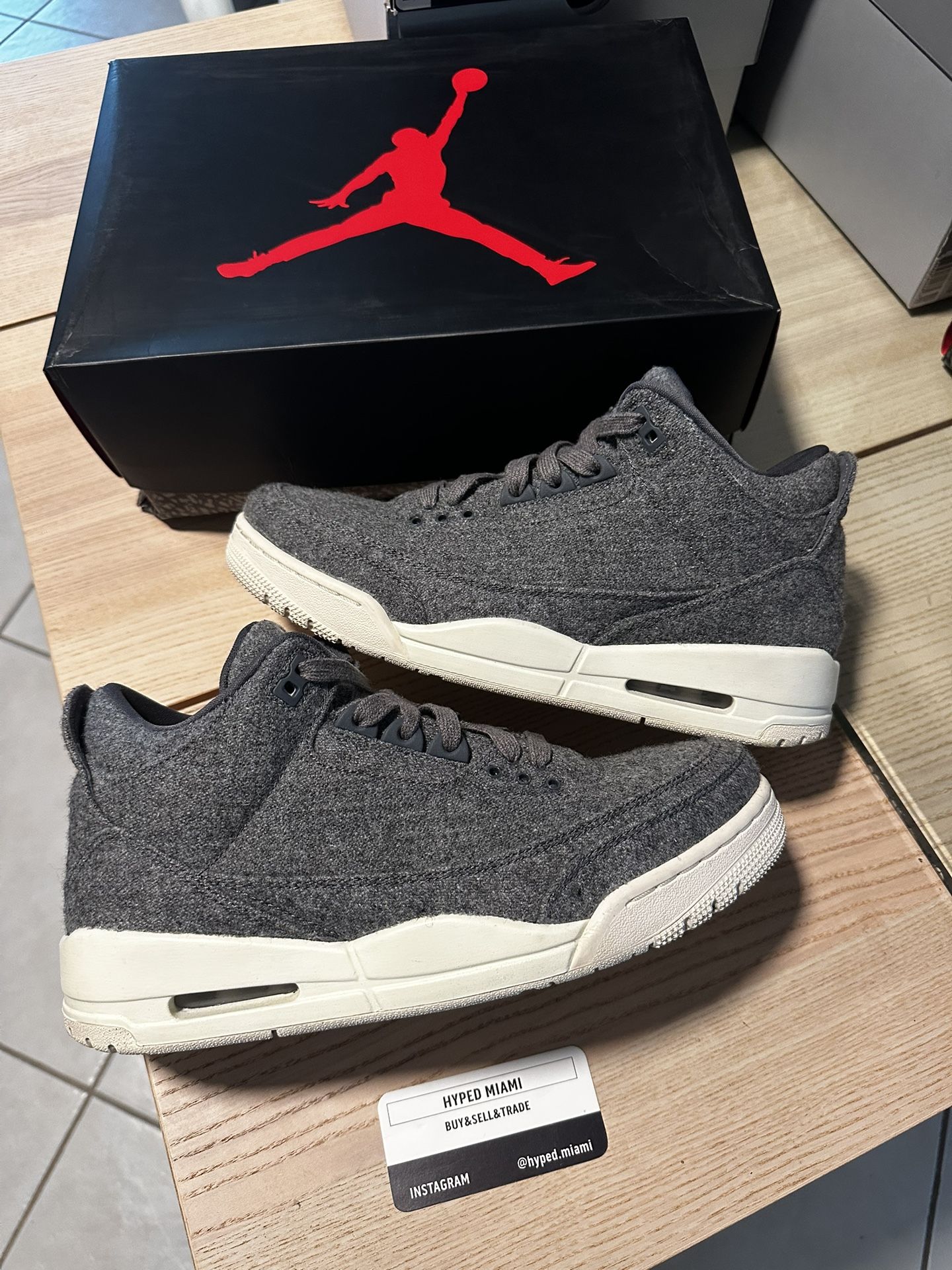 Nike Jordan 3 Wool Grey VVNDS SIZE 9 RARE