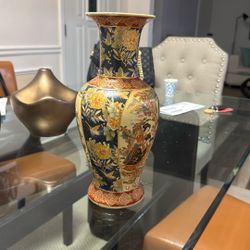 Chinese Ceramic Vase