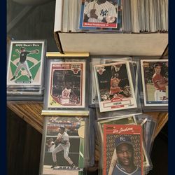 70s-90s Baseball,basketball And Football Cards