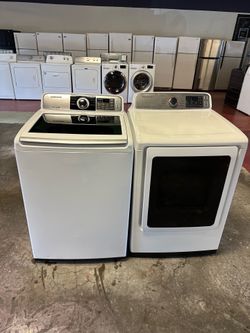 Samsung top load electric washer and dryer, everything works and very clean, the dryers were thoroughly cleaned and the washing machine was disinfecte