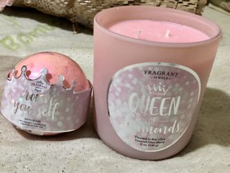 Fragrant jewel candle and bath bomb