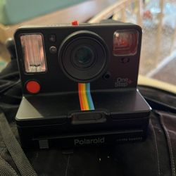 polaroid one step plus