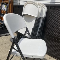 Folding Chairs 