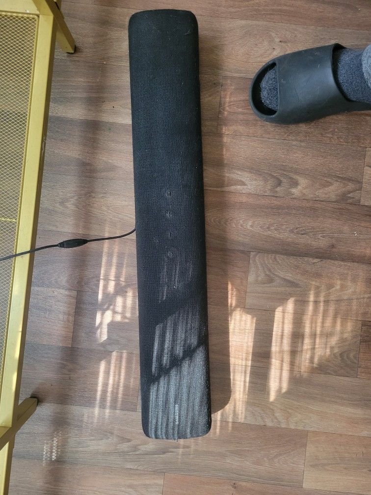 Samsung Surround SOUND BAR 