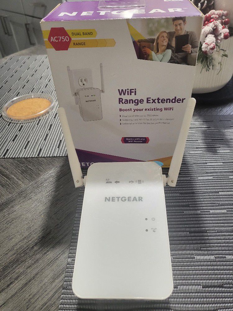 Netgear WiFi Dual Range Extender Ex6100