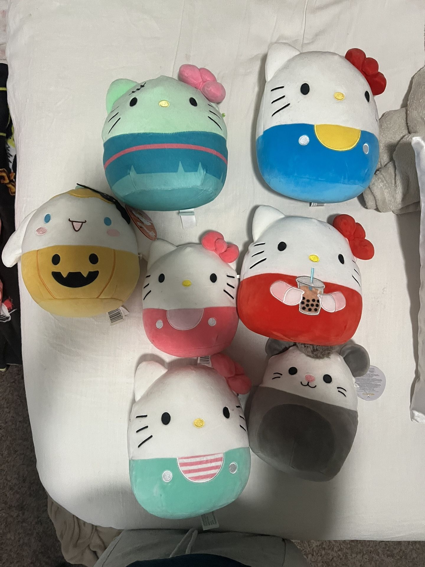 Hello Kitty And Random Squishmallow