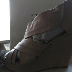 Nine West Wedges  8.5M