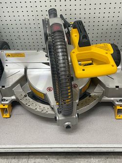 Dewalt Saw