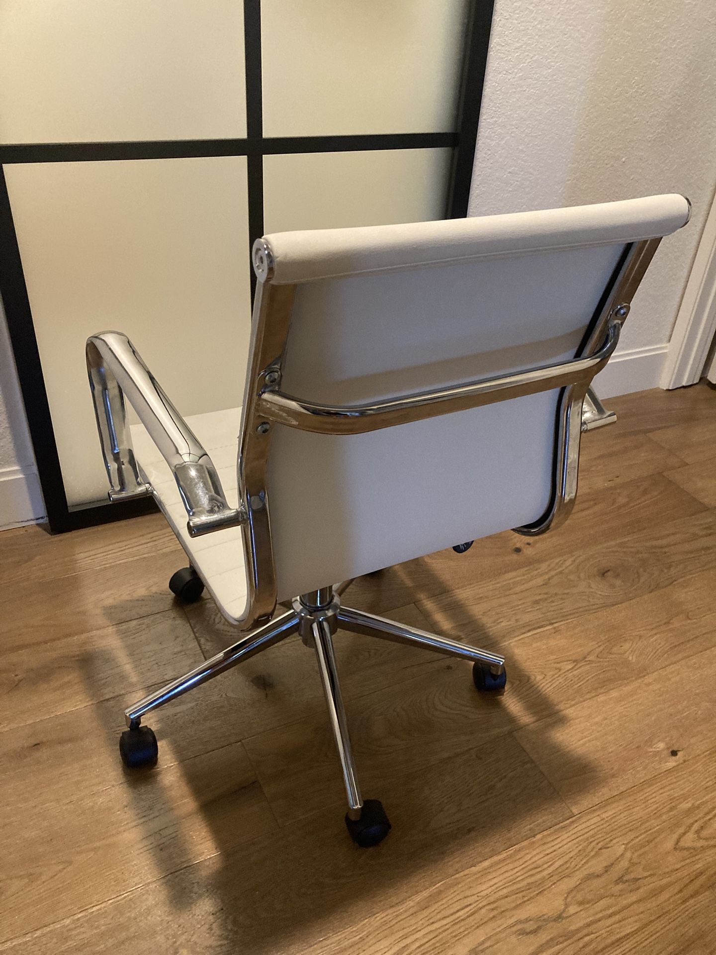 Desk Chair With Arms