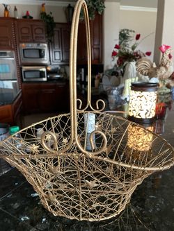 Home Decor Holiday golden Basket