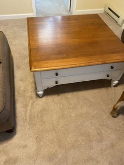 Ethan And Allen Country Coffee Table
