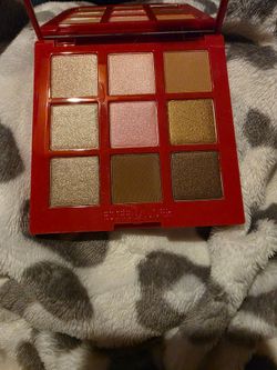 Estée Lauder Limited Edition 9-Pan Eyeshadow Palette,