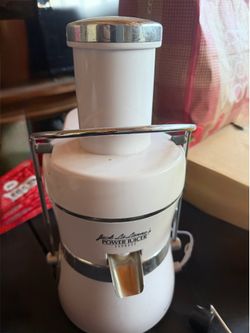 Electric juicer