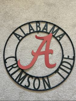 Alabama Crimson Tide, Custom Metal Vintage Craft Art Decor, 24 Inches In Diameter