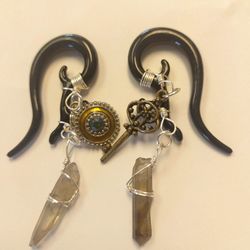 4 Gauge Tapers With Smoky Quartz