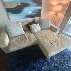 Ashley Furniture Sectional Comfy Couch Priced To Sell 