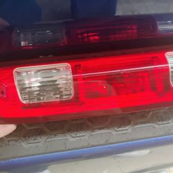2016 Ram 1500 3rd brake light