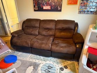 Reclining couch