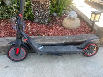 Electric scooter selling for 200$ or 150$
