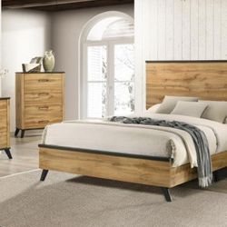 Kaywood Natural Queen Bed