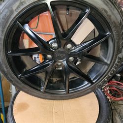 NICHE Wheels/ TOYO Tires