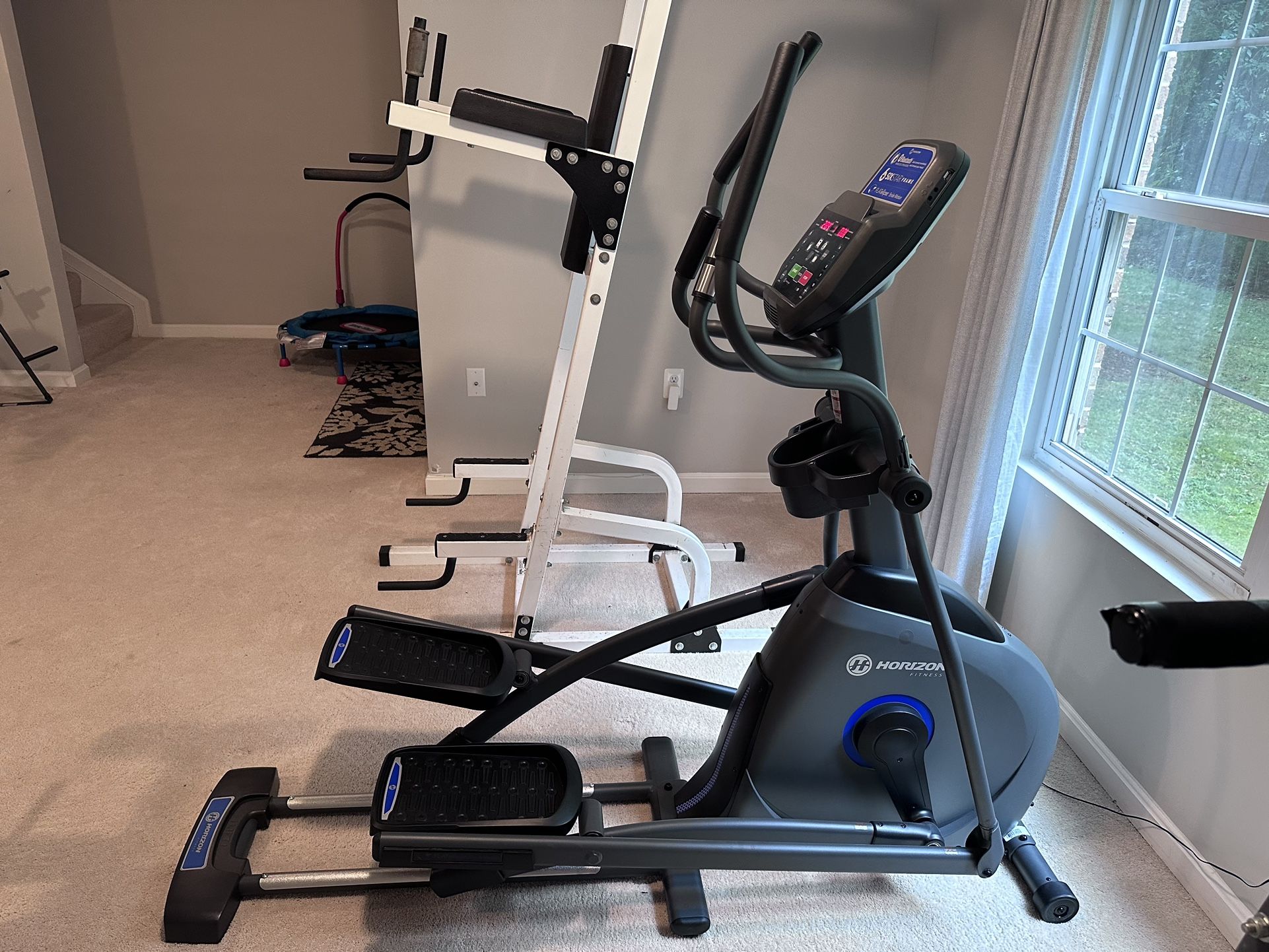 Horizon EX 59 Elliptical Machine