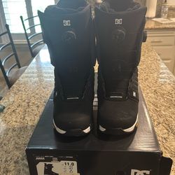 Dc Men’s Snowboarding Boots.
