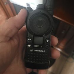 Motorola CLS 1110 2-way Radios 