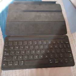 Smart Keyboard For Ipad 