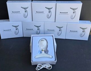 Renewalift skincare device