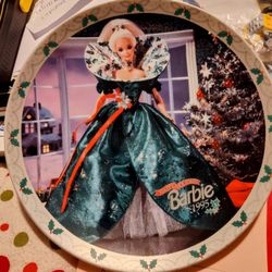Vintage Barbie 1995 Holiday Edition Limited Edition Plate