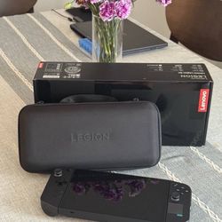 Lenovo Legion Go 8.8” 512GB SSD 16GB RAM Handheld Gaming Console