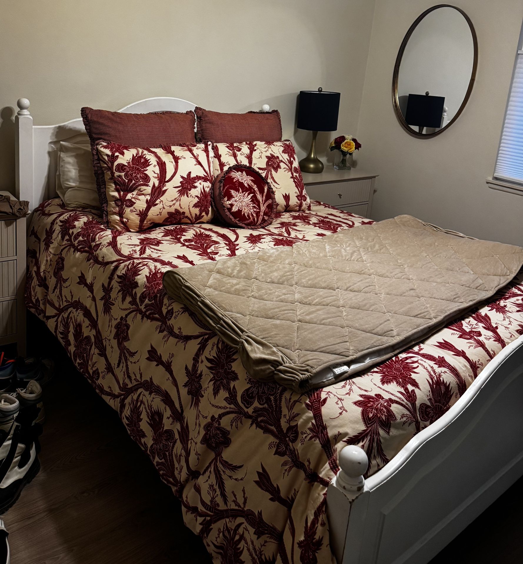 Queen Size White Bed Frame
