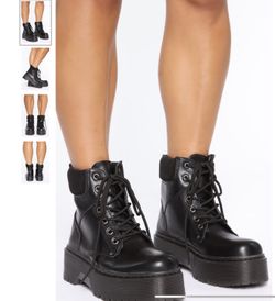 Fashion Nova Boots Never Worn Size 7