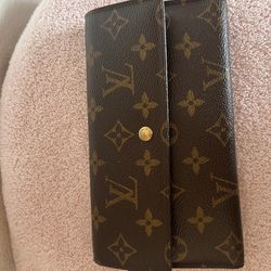 Lv Wallet.  