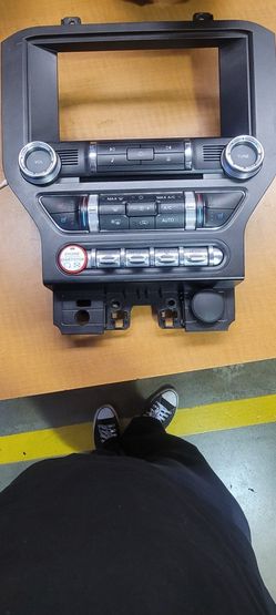 2017 Mustang Radio Control Panel