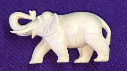 Vintage Hand-Carved Ivory Resin  Elephant Figurine, Trunk Up For Luck L3F099