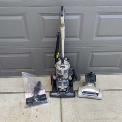 Shark Vacuum 