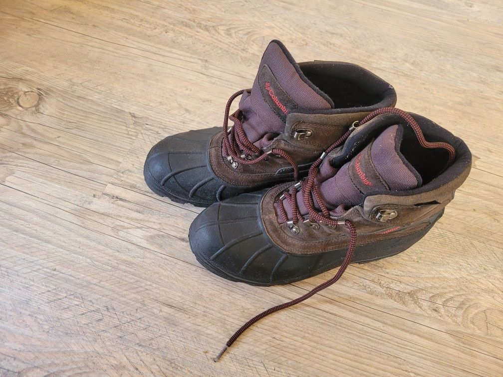 Columbia Cascadian Boots - Great Condition!