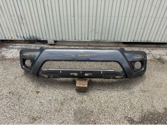 Toyota Tacoma -2012 2013 2014 2015 Front bumper cover used original OEM