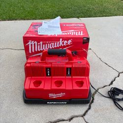Milwaukee M12 and M18 12-Volt/18-Volt Lithium-Ion Multi-Voltage 6-Port Sequential Rapid Battery Charger (3 M12 and 3 M18 Ports)